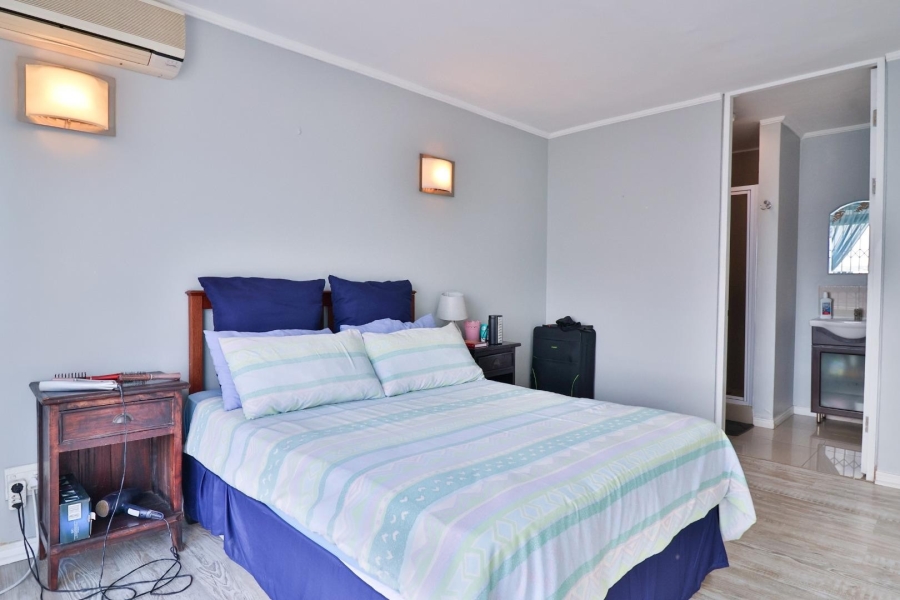 2 Bedroom Property for Sale in Gansbaai Central Western Cape
